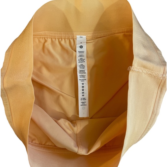 Lululemon court rival skirt, built in short & pockets,Peach, White, Pink,size 8 - Picture 4 of 9